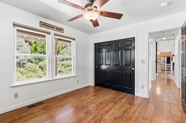 15502 E Meadowlark Ln, Sutter Creek, CA 95685