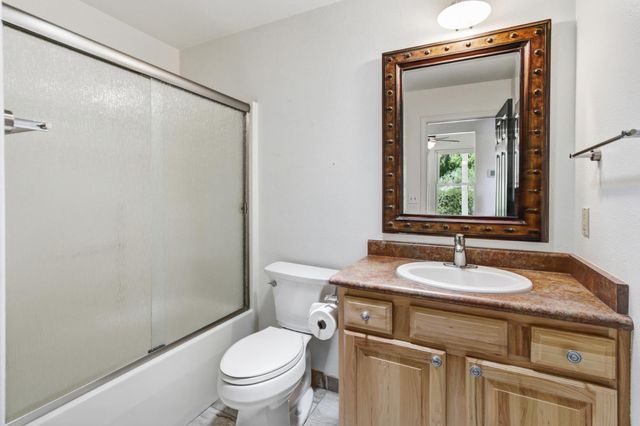 15502 E Meadowlark Ln, Sutter Creek, CA 95685
