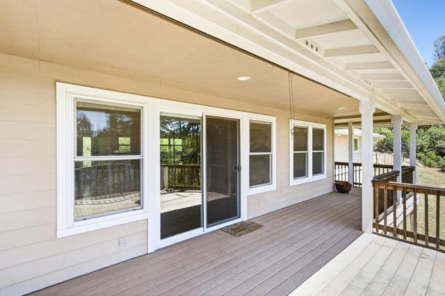 15502 E Meadowlark Ln, Sutter Creek, CA 95685