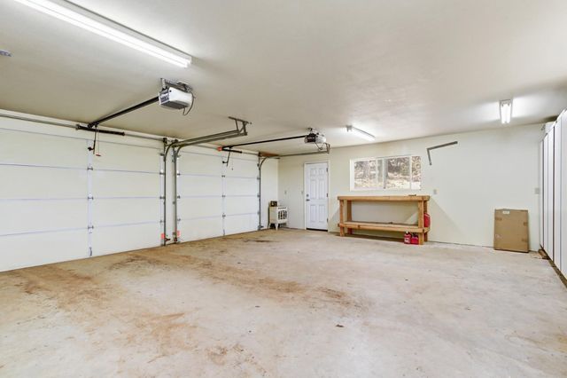 15502 E Meadowlark Ln, Sutter Creek, CA 95685
