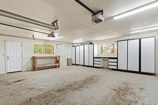 15502 E Meadowlark Ln, Sutter Creek, CA 95685