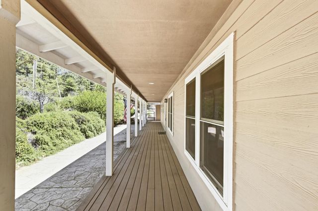 15502 E Meadowlark Ln, Sutter Creek, CA 95685