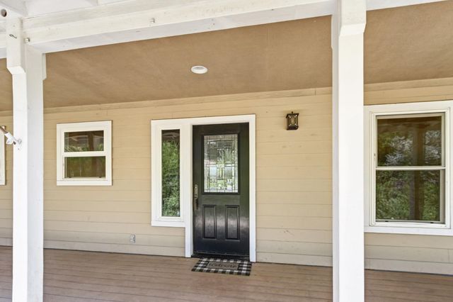 15502 E Meadowlark Ln, Sutter Creek, CA 95685