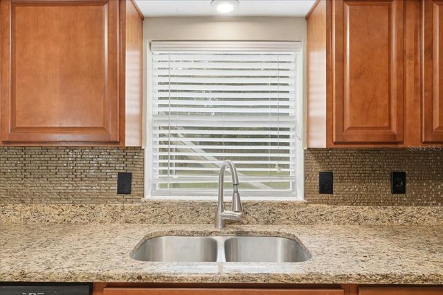 660 AVENUE N SE, Winter Haven, FL 33880