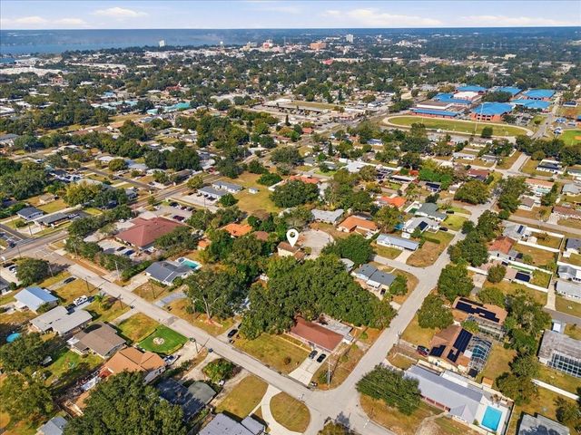 660 AVENUE N SE, Winter Haven, FL 33880