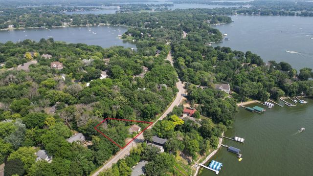 4736 N Shore Drive, Orono, MN 55364