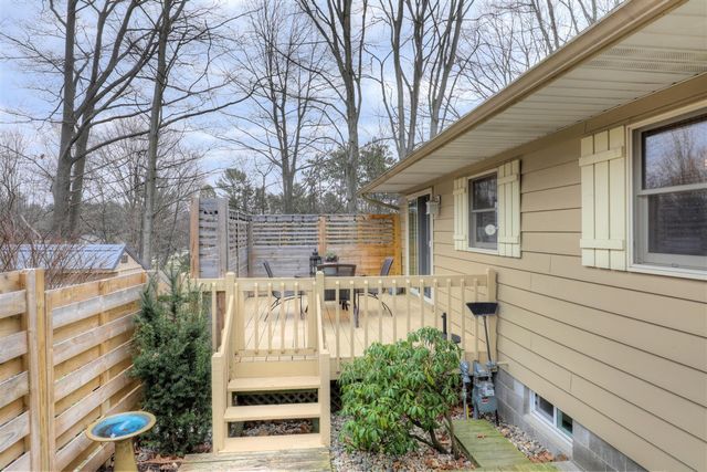 13760 Lakeshore Drive, Grand Haven, MI 49417