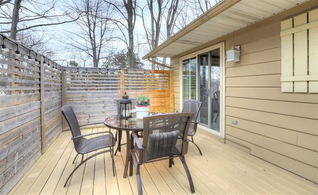 13760 Lakeshore Drive, Grand Haven, MI 49417