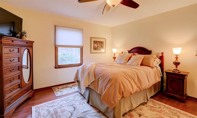 13760 Lakeshore Drive, Grand Haven, MI 49417