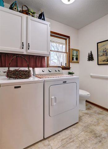 13760 Lakeshore Drive, Grand Haven, MI 49417