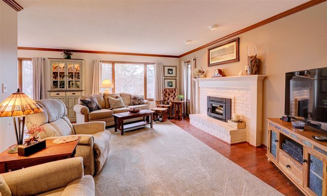 13760 Lakeshore Drive, Grand Haven, MI 49417