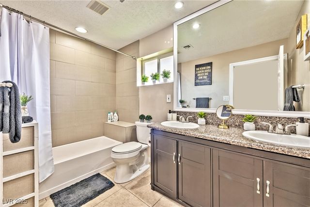 7171 Hinson Street, Las Vegas, NV 89118