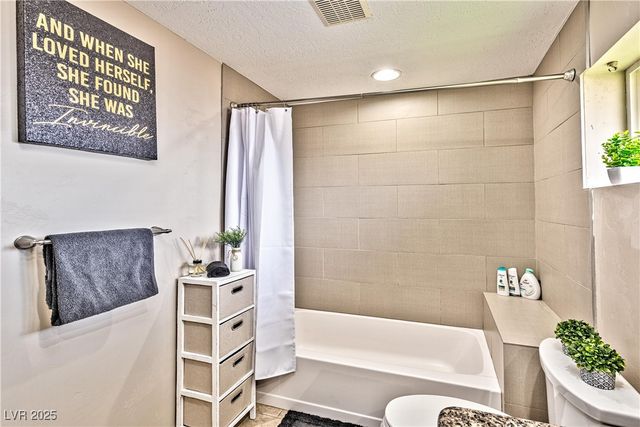 7171 Hinson Street, Las Vegas, NV 89118