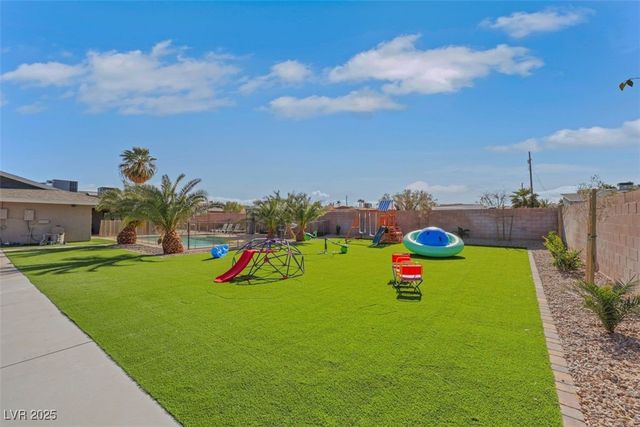 7171 Hinson Street, Las Vegas, NV 89118