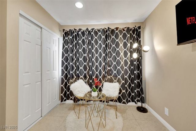 7171 Hinson Street, Las Vegas, NV 89118