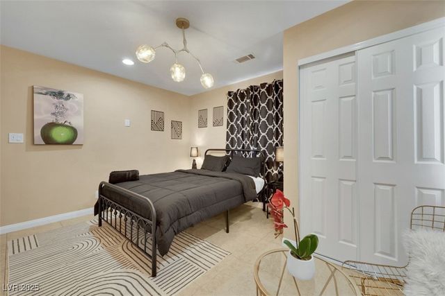 7171 Hinson Street, Las Vegas, NV 89118