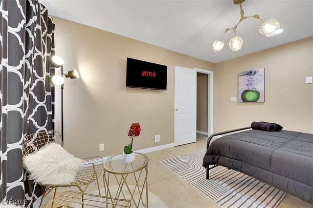 7171 Hinson Street, Las Vegas, NV 89118