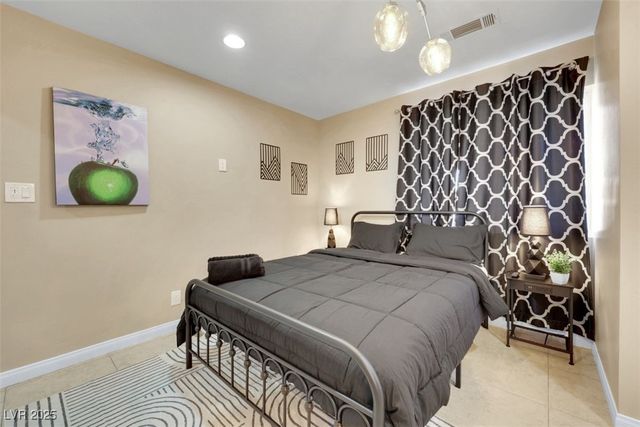 7171 Hinson Street, Las Vegas, NV 89118