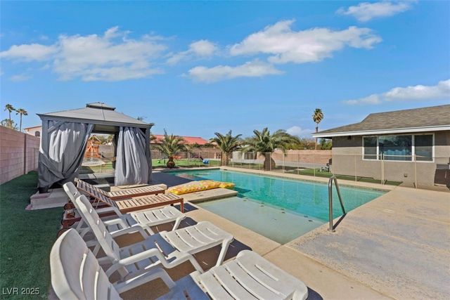 7171 Hinson Street, Las Vegas, NV 89118