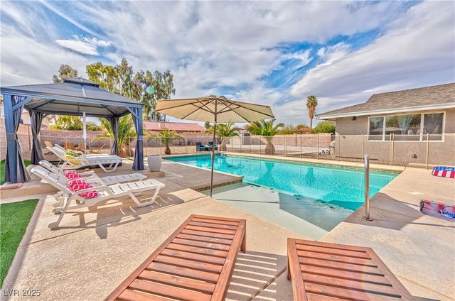 7171 Hinson Street, Las Vegas, NV 89118