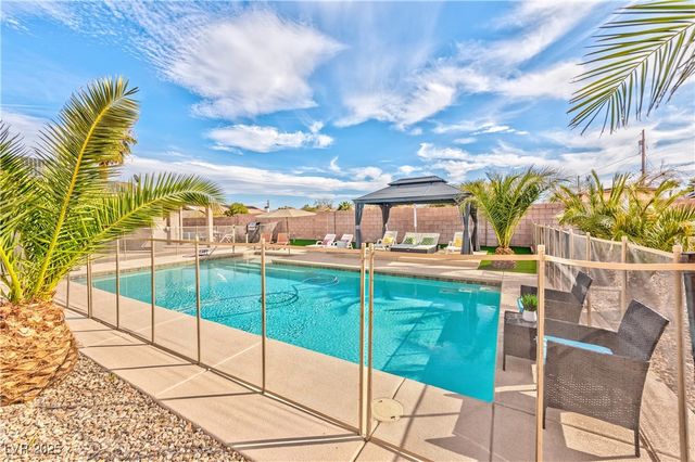 7171 Hinson Street, Las Vegas, NV 89118