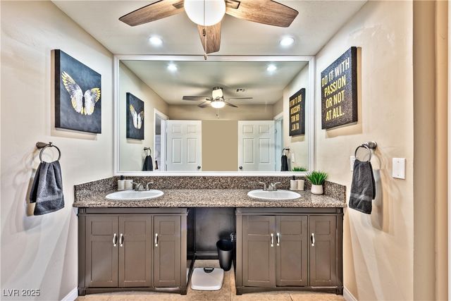 7171 Hinson Street, Las Vegas, NV 89118