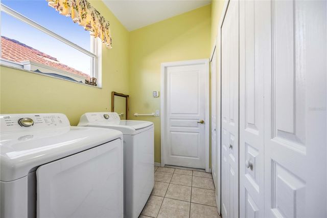 138 BRAEMAR AVENUE, Venice, FL 34293