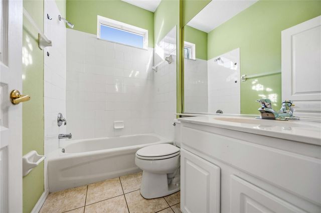 138 BRAEMAR AVENUE, Venice, FL 34293