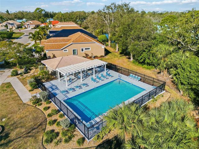 138 BRAEMAR AVENUE, Venice, FL 34293