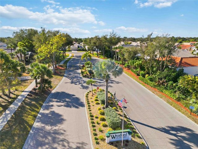 138 BRAEMAR AVENUE, Venice, FL 34293