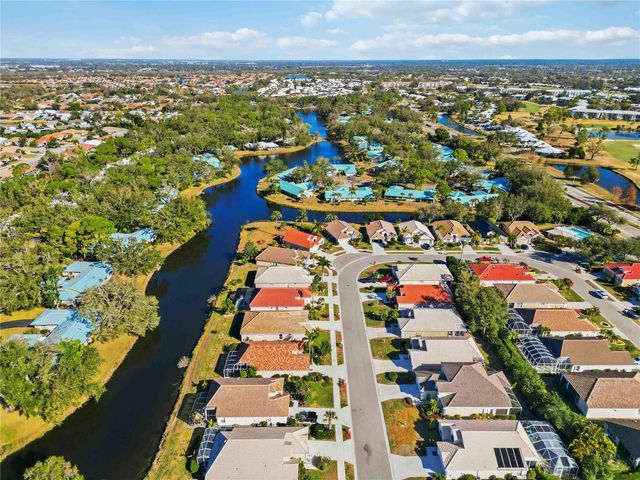 138 BRAEMAR AVENUE, Venice, FL 34293