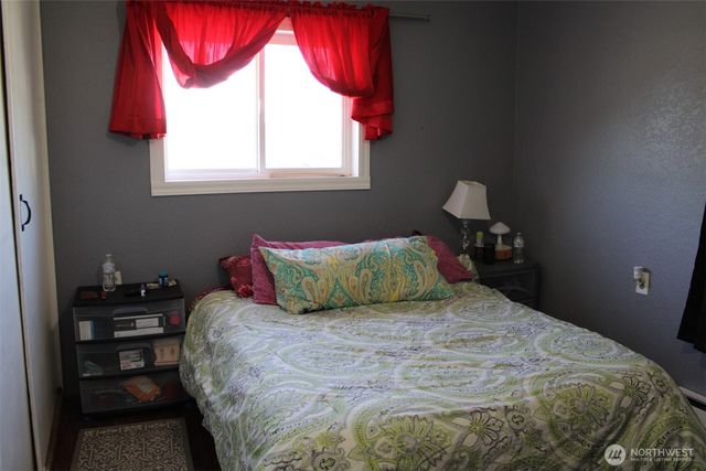 1415 Cherry St, Oroville, WA 98844