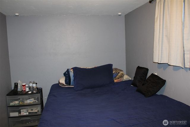 1415 Cherry St, Oroville, WA 98844