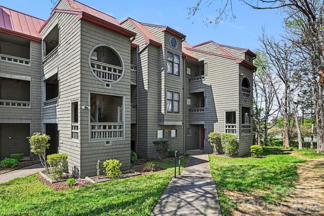 9041 J M Keynes Drive 1, Charlotte, NC 28262