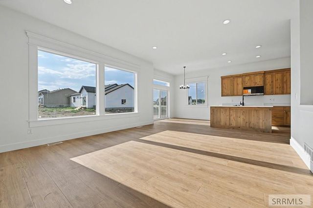 6907 Bronson Drive, Idaho Falls, ID 83402