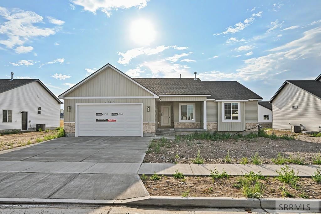 6907 Bronson Drive, Idaho Falls, ID 83402