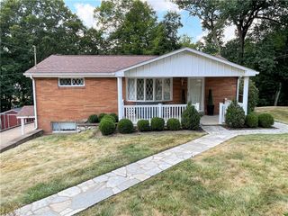 2310 N FOREST GROVE ROAD, Robinson Twp, PA 15108