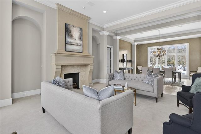 2108 W 115th Street, Leawood, KS 66211