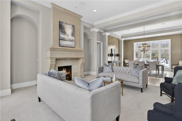 2108 W 115th Street, Leawood, KS 66211