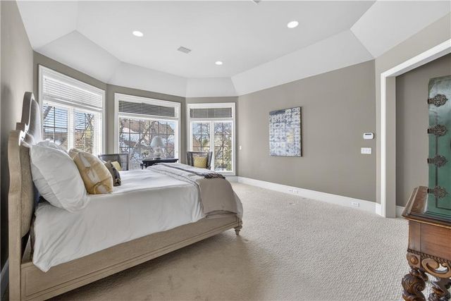 2108 W 115th Street, Leawood, KS 66211