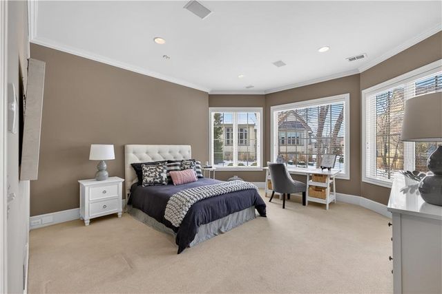 2108 W 115th Street, Leawood, KS 66211