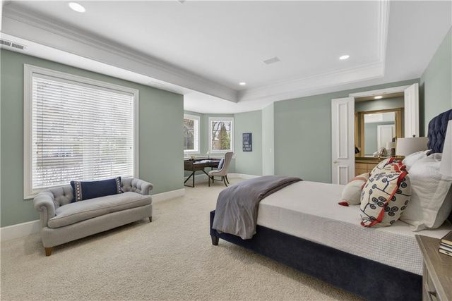 2108 W 115th Street, Leawood, KS 66211