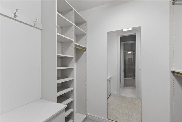 2108 W 115th Street, Leawood, KS 66211