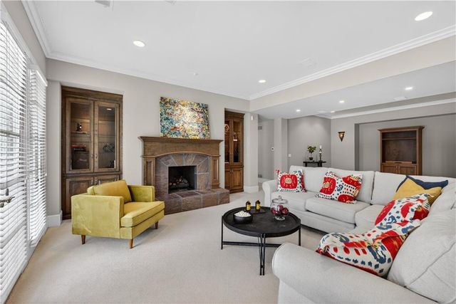 2108 W 115th Street, Leawood, KS 66211