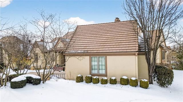 2108 W 115th Street, Leawood, KS 66211