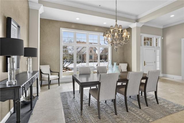 2108 W 115th Street, Leawood, KS 66211