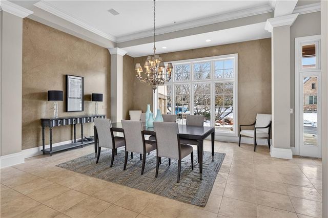 2108 W 115th Street, Leawood, KS 66211