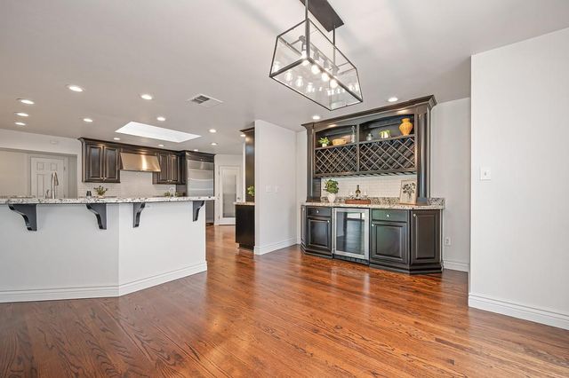 6100 Woodhaven Ave, Carmichael, CA 95608