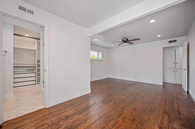 6100 Woodhaven Ave, Carmichael, CA 95608
