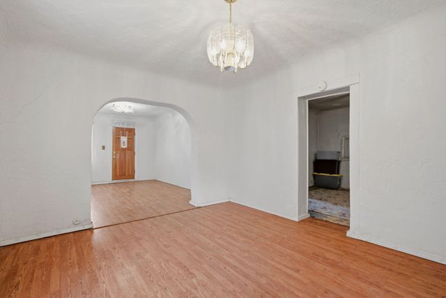 1204 John Street SE, Albuquerque, NM 87102